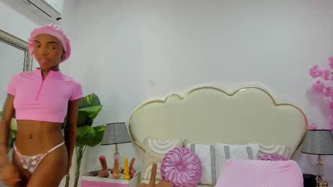 Snapshot of cahitlinbel chatting on 02/13/26, 06:20 Cahitlin online show from 02/13/26, 06:20