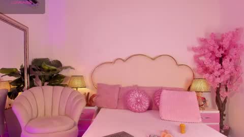 Cahitlin  online show from 05/02/26, 06:07