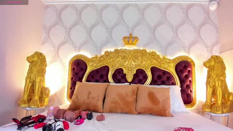 Snapshot of cailynbrowm chatting on 12/30/24, 11:38 CailynBrown online show from 12/30/24, 11:38