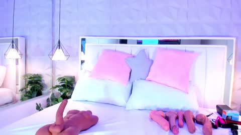 Snapshot of cailynbrowm chatting on 01/22/25, 01:53 CailynBrown online show from 01/22/25, 01:53