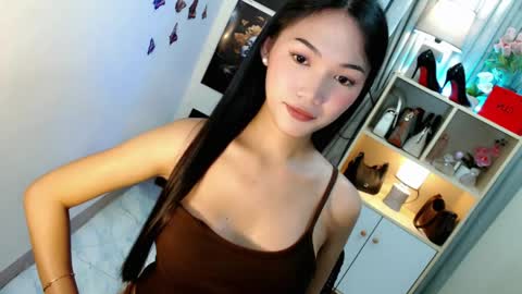 caitlin online show from 05/11/26, 07:44