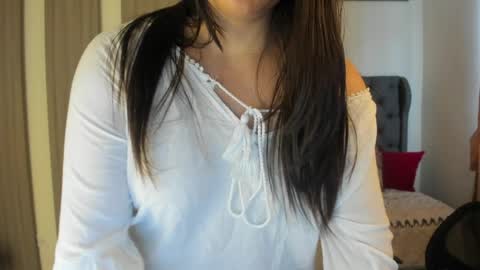 caitlingomez0 online show from 04/09/26, 12:43