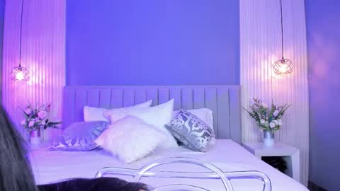 Caitlyn  online show from 10/06/25, 11:13