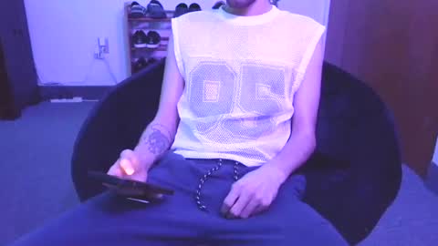 Snapshot of cal_xxx chatting on 06/24/26, 02:43 Cal XXX online show from 06/24/26, 02:43