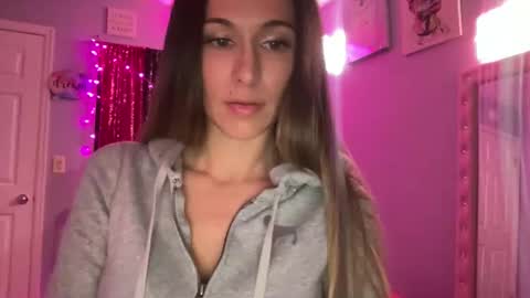 calibarbie24 online show from 11/27/25, 06:48