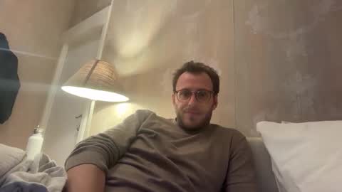 Snapshot of californicater chatting on 01/16/26, 12:03 californicater online show from 01/16/26, 12:03