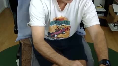 Snapshot of califun4u chatting on 10/30/25, 06:30 califun4u online show from 10/30/25, 06:30