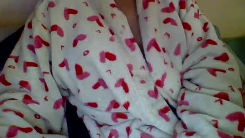 Caligurl   Queen    Head Fluffer In Charge  Goddess of Cocktease   Mistress of Holes online show from 12/17/24, 03:28