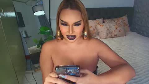 Miss Jane Commander online show from 01/06/25, 04:44