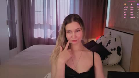 Snapshot of call__me_mommy_ chatting on 06/05/26, 02:45 Nancy Please thumbs up me online show from 06/05/26, 02:45