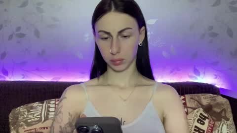 Anna online show from 01/22/25, 01:20