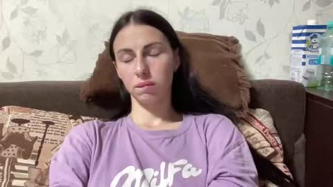 Anna online show from 11/24/25, 09:25