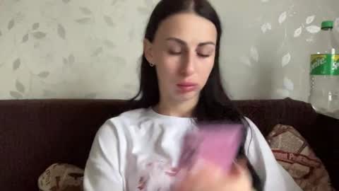 Anna online show from 11/28/25, 06:27