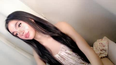 Snapshot of call_me_nina chatting on 07/13/26, 12:19 call_me_nina online show from 07/13/26, 12:19
