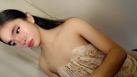 Snapshot of call_me_nina chatting on 07/31/26, 12:10 call_me_nina online show from 07/31/26, 12:10