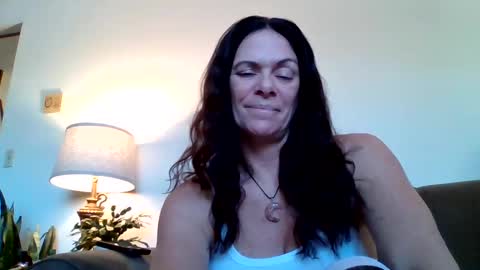 Snapshot of calli_girl420 chatting on 01/12/25, 09:08 Calli online show from 01/12/25, 09:08