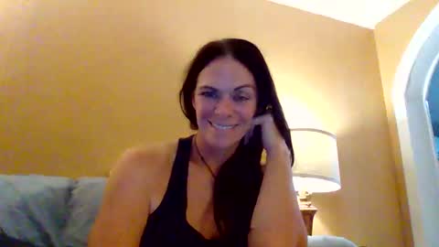 Calli online show from 11/10/25, 03:38