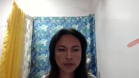 Snapshot of callme_meya_in_asia chatting on 12/18/24, 11:34 callme meya in asia online show from 12/18/24, 11:34