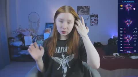 Snapshot of callmeeffy chatting on 12/21/25, 03:30 Effyblonde follow my telegram channel for more content3 online show from 12/21/25, 03:30