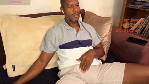 My name is Robert  Dont be shysay hi I love to chat. For requests or dirty talk please use tips  online show from 03/31/26, 05:30