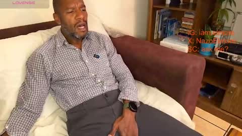 My name is Robert  Dont be shysay hi I love to chat. For requests or dirty talk please use tips  online show from 04/09/26, 04:34