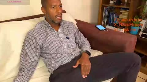 My name is Robert  Dont be shysay hi I love to chat. For requests or dirty talk please use tips  online show from 04/21/26, 03:35