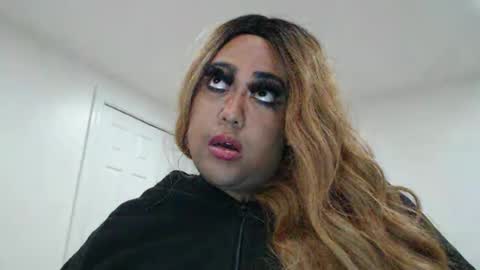 Snapshot of cals9x chatting on 12/04/24, 11:24 camzxoxox online show from 12/04/24, 11:24