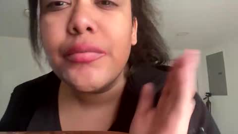 Snapshot of cals9x chatting on 01/04/25, 07:13 camzxoxox online show from 01/04/25, 07:13