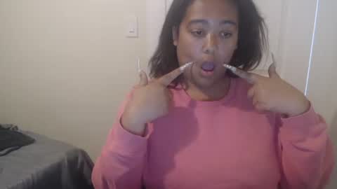 Snapshot of cals9x chatting on 11/06/25, 11:04 camzxoxox online show from 11/06/25, 11:04