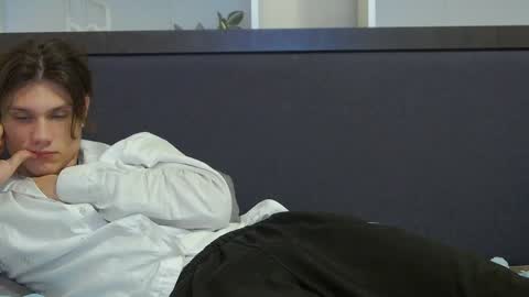 Calvin online show from 01/06/25, 10:47