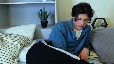 Calvin online show from 01/14/25, 06:02