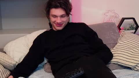 Calvin online show from 01/17/25, 01:04