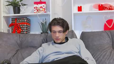 Calvin online show from 02/13/25, 08:13