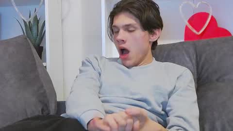 Calvin online show from 02/14/25, 12:51