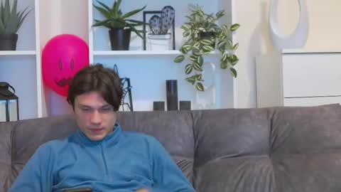 Calvin online show from 02/22/25, 07:47