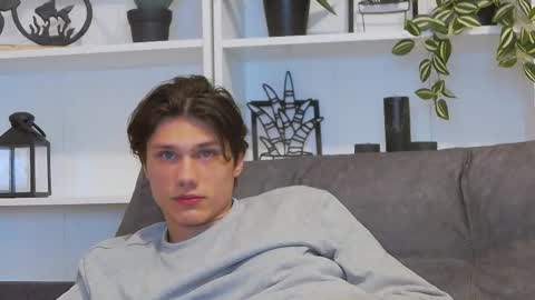 Calvin online show from 02/27/25, 01:59