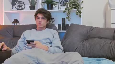 Calvin online show from 03/04/25, 01:01