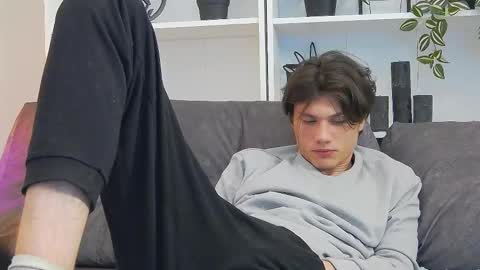 Calvin online show from 03/07/25, 03:08