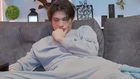 Calvin online show from 03/12/25, 03:35