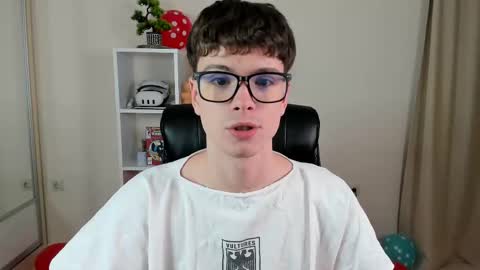 Hey I am Calvin  online show from 03/07/25, 07:05