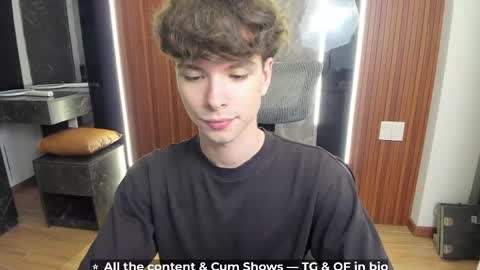 Hey I am Calvin  online show from 04/29/26, 05:30