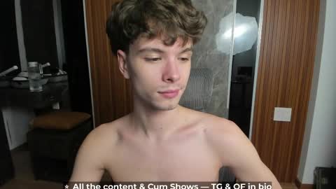 Hey I am Calvin  online show from 05/13/26, 05:21