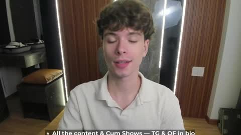 Hey I am Calvin  online show from 05/20/26, 03:18