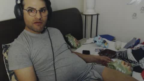 Calvinjohnlad online show from 03/17/26, 06:44