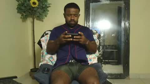 Snapshot of calvinphillips16 chatting on 04/13/26, 03:39 kevin hart777 online show from 04/13/26, 03:39