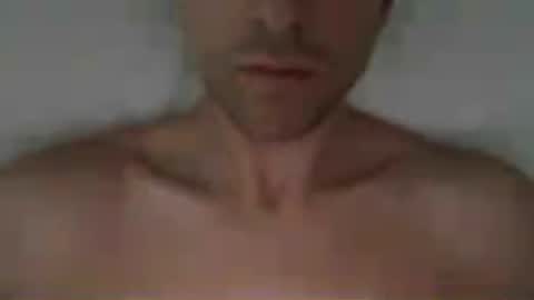 Snapshot of calvinzz chatting on 07/08/26, 10:20 calvinzz online show from 07/08/26, 10:20