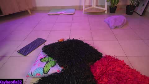 Calypso and Kayla online show from 01/28/25, 08:26