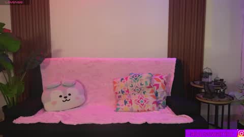 Calypso and Kayla online show from 04/19/26, 02:11