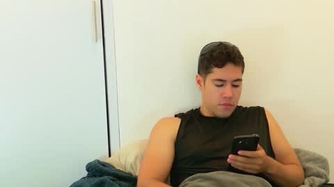 Snapshot of camara110 chatting on 10/24/25, 12:30 camara110 online show from 10/24/25, 12:30