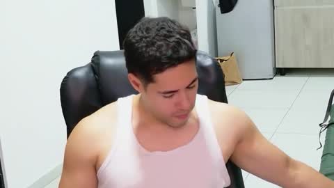 camara110 online show from 04/25/26, 02:47